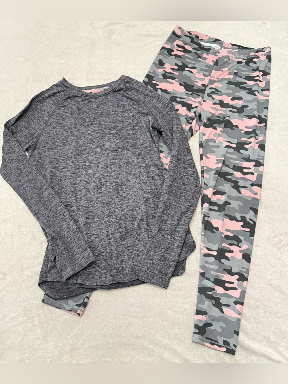 Climate Right Cuddl Duds Womens Size Small Pajama Set Gray Pink Camo Lounge Wear